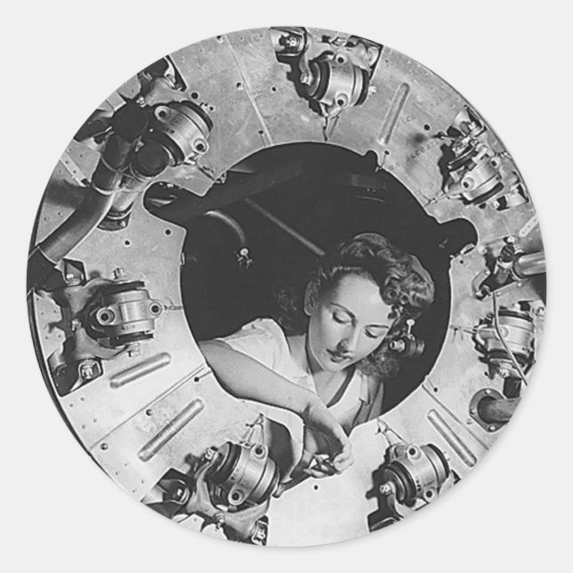 B24 Motor Girl Mechanic Classic Round Sticker (Front)