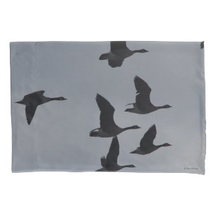 B46 Canadian Geese in Flight Silhouette Pillowcase