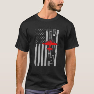 B-17 Flying Fortress Aeroplane American Flag Runwa T-Shirt