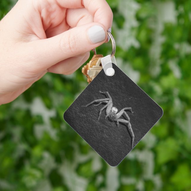 B&W_Huntsman Spider Key Ring (Hand)