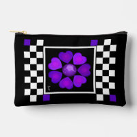 B&W purple hearts beating