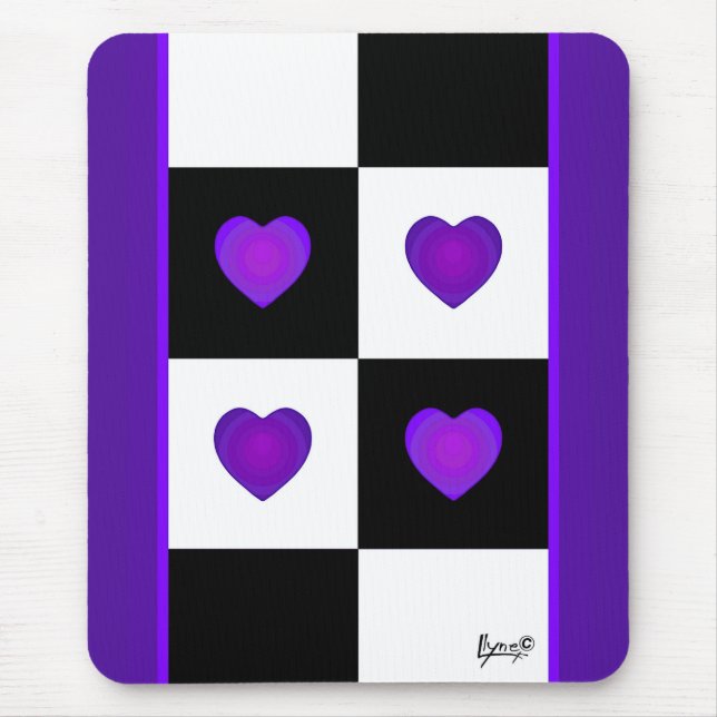 B&W Purple Hearts Beating Mouse Mat (Front)