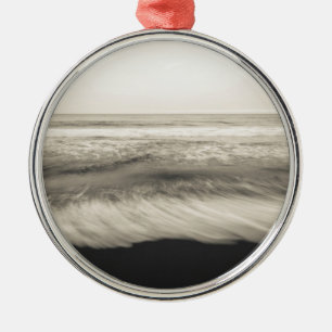 B&W seascape, Hawaii Metal Tree Decoration