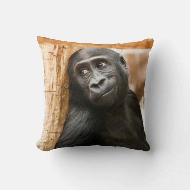 Baby gorilla Cushion (Front)