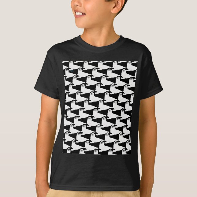 baby harp seal Pattern on black T-Shirt (Front)