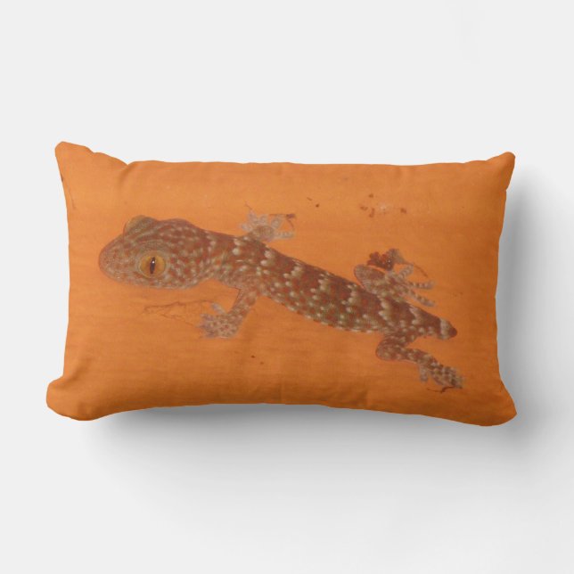 Baby Tokay Gecko Lumbar Cushion (Front)