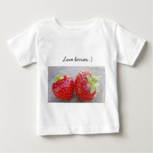 Baby's T-shirt with berries :)