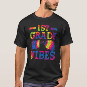 Back To School 1st Grade Vibes First Day Teacher K T-Shirt