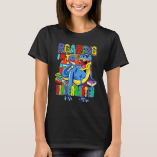 Back To School Dinosaur   Roaring Into Kindergarte T-Shirt