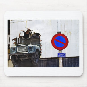 Bad parking through wall mouse mat