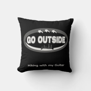 Badge for all those who want to go out 'Go out' Cushion