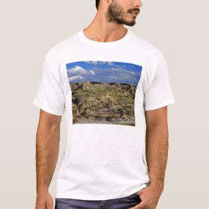 Badlands formations at Dinosaur Provincial Park 4 T-Shirt