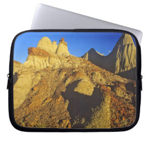 Badlands formations at Dinosaur Provincial Park 6 Laptop Sleeve
