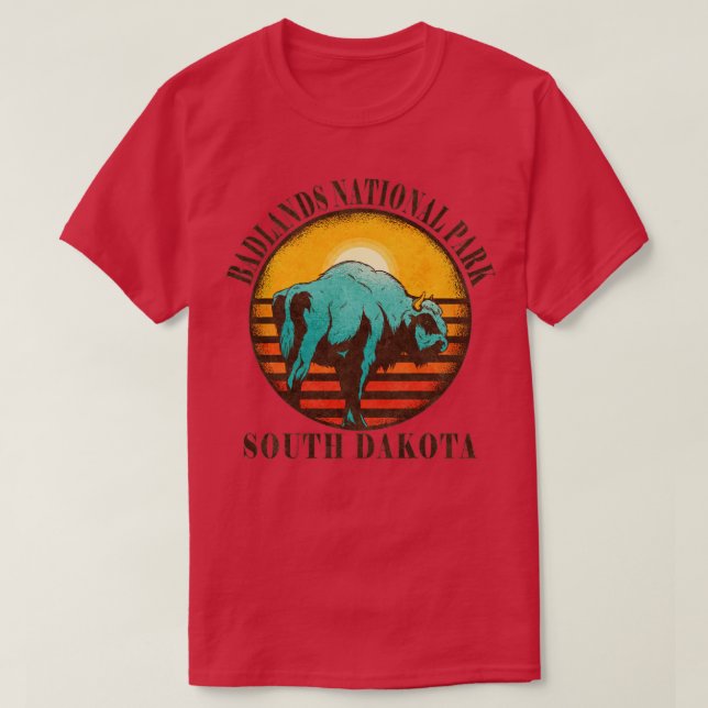 Badlands US National Park South Dakota Bison Hikin T-Shirt (Design Front)