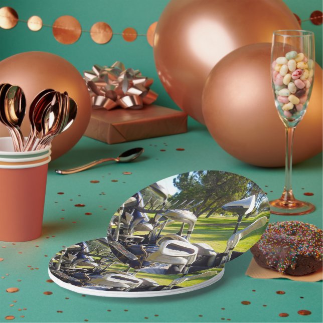 Bag Full Of Golf Clubs, Paper Party Plates (Multi)