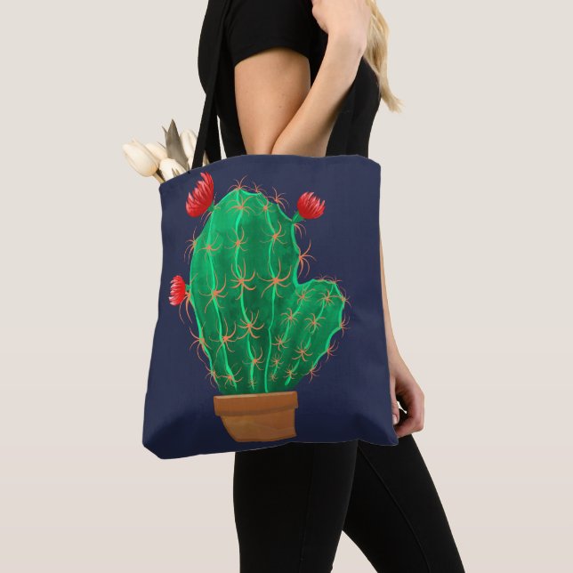 Bag with cactus (Close Up)