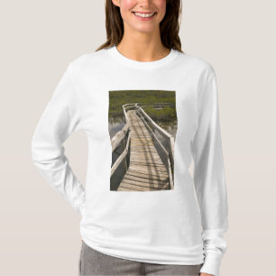 BAHAMAS, Grand Bahama Island, Eastern Side: T-Shirt