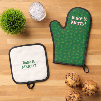"Bake It Merry!" Christmas Baker's Oven Mitt & Pot Holder Set