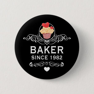 Baker Since 1982 Cupcake 42nd Birthday Mothers Day 6 Cm Round Badge