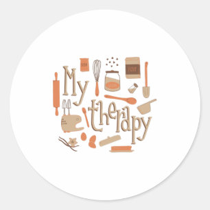 BAKING IS MY THERAPY CLASSIC ROUND STICKER