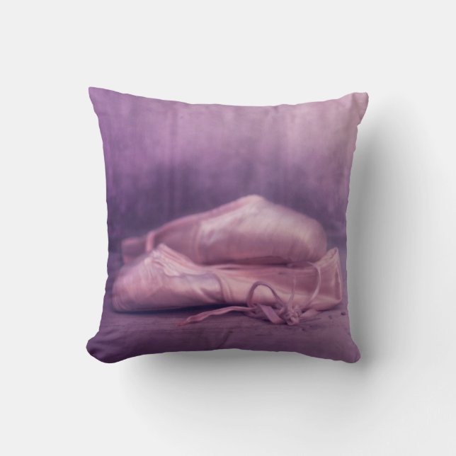 ballerina ballet shoes in pink cushion (Front)