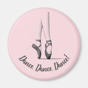 Ballerina en Pointe - Your choice of text on Magnet