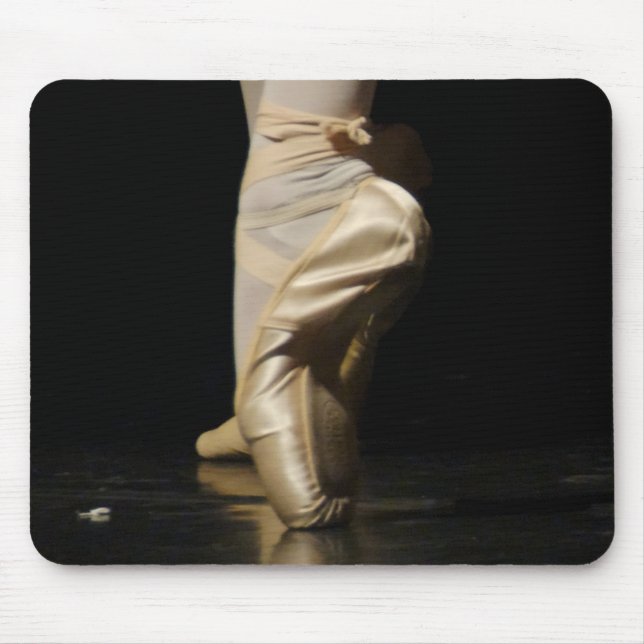 Ballet Dancer Dancing on Toes, En Pointe Mouse Mat (Front)