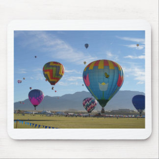 Balloon cluster mouse mat