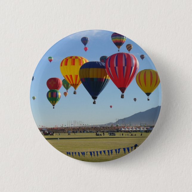 Ballooning 6 Cm Round Badge (Front)