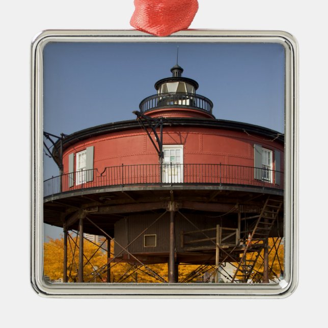 BALTIMORE, MARYLAND. USA. Seven-Foot Knoll Metal Tree Decoration (Front)