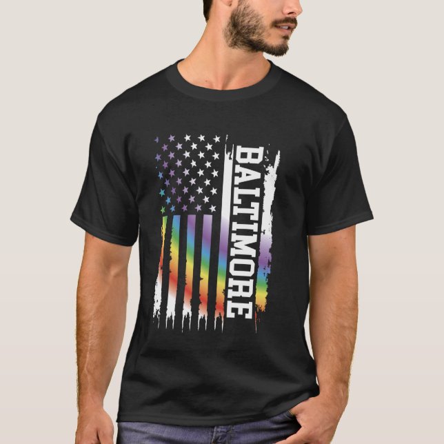 Baltimore United States Distressed Rainbow w US Fl T-Shirt (Front)