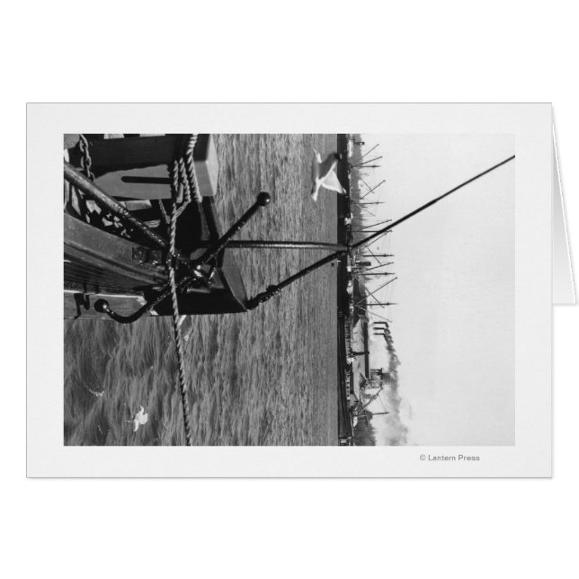 Bandon, Oregon Harbour View and Ships Photograph (Front Horizontal)