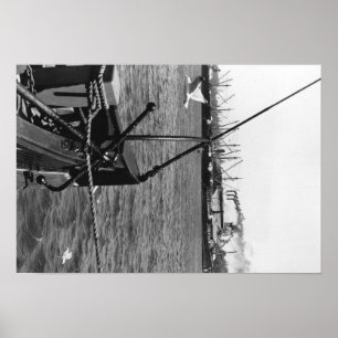 Bandon, Oregon Harbour View and Ships Photograph Poster