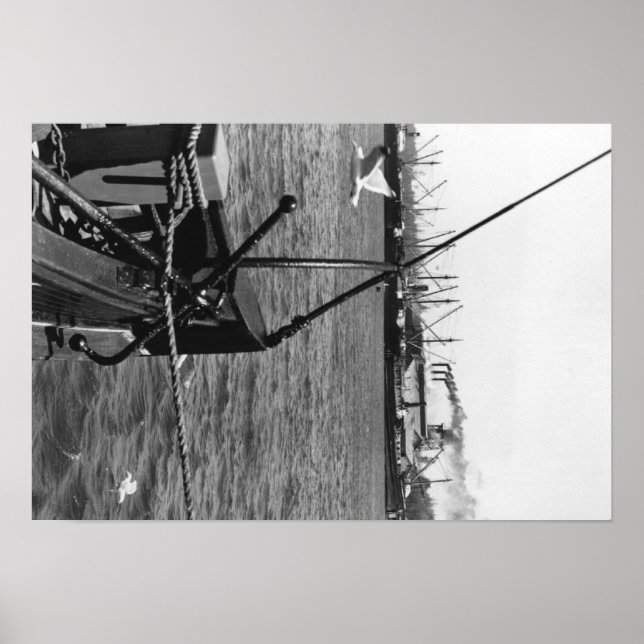 Bandon, Oregon Harbour View and Ships Photograph Poster (Front)