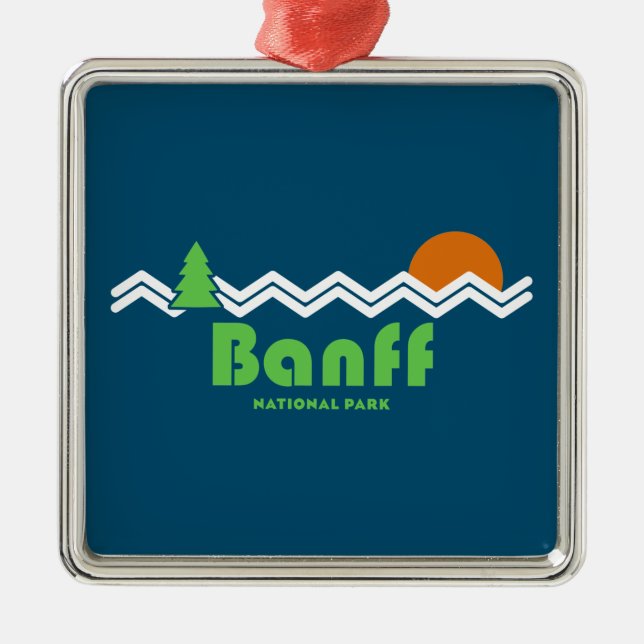 Banff National Park Retro Metal Tree Decoration (Front)