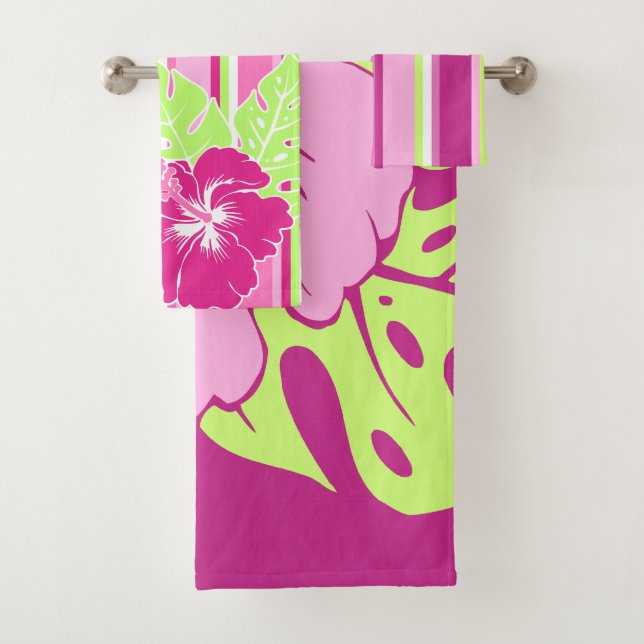 Banzai Beach Hawaiian Hibiscus Floral and Stripe Bath Towel Set (Insitu)