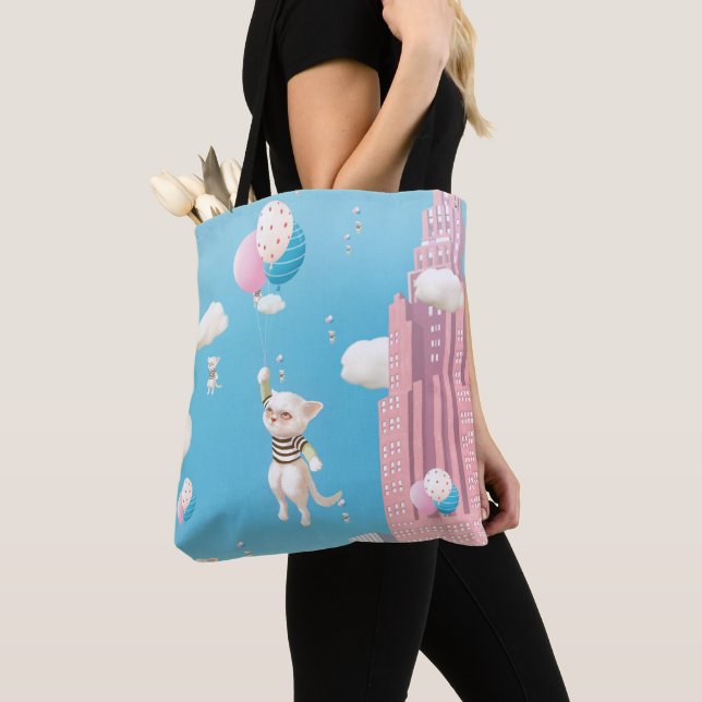 Bao Bao: Skyward Bound Kittens Balloon Fantasy Tote Bag (Close Up)