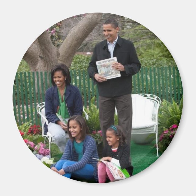 Barack Obama & Family Magnet (Front)