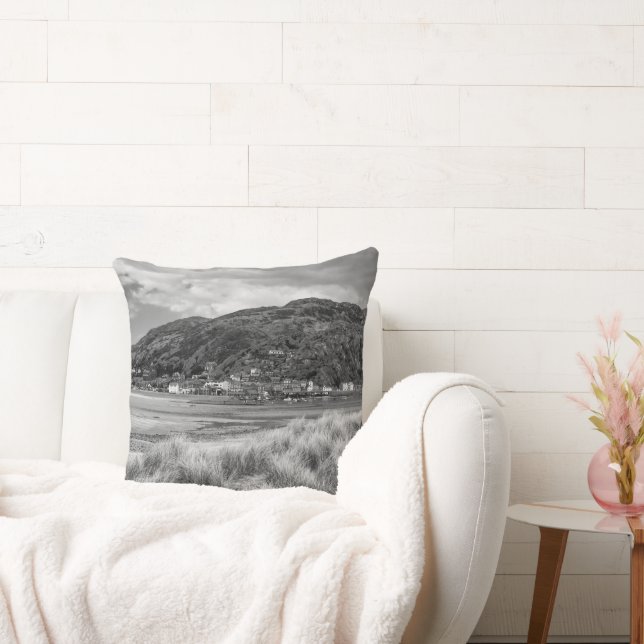 Barmouth and the River Mawddach Cushion (Couch)