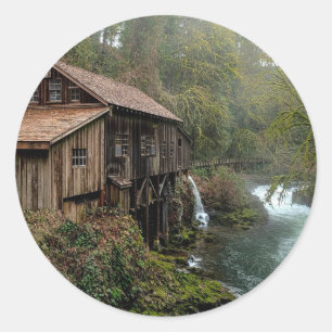 Barn Classic Round Sticker