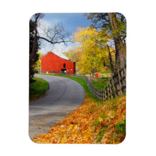 Barn in Fall Magnet