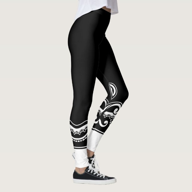 Baroque Dolce Leggings – Black & White Elegance (Right)