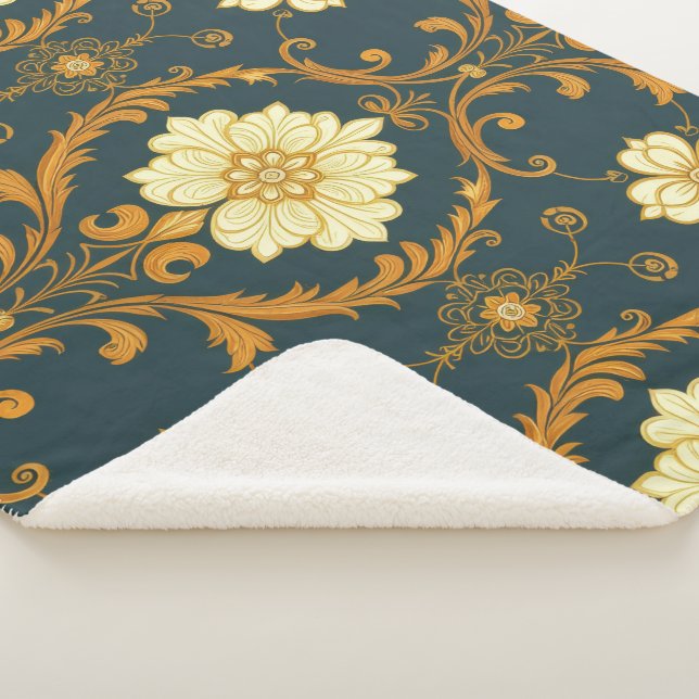 "Baroque Ornament Pattern in Gold and Black" Dec Sherpa Blanket (3/4)