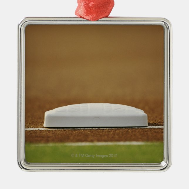Baseball base metal tree decoration (Front)