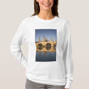 Basilica de Nuestra Senora de Pilar T-Shirt