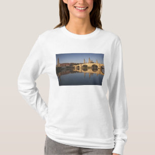Basilica de Nuestra Senora de Pilar T-Shirt