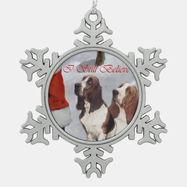 Basset Hound Christmas Snowflake Pewter Christmas Ornament (Front)