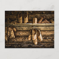 Bast shoes on the wall