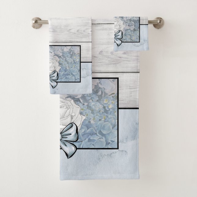 Bath Towel Set Farmhouse Country Blue Flowers  (Insitu)