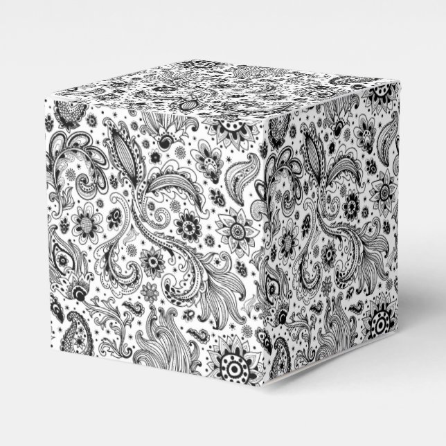 Batik boho style floral paisley pattern favour box (Front Side)